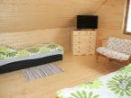 Domek drewniany nowy - sypialnia wiksza
