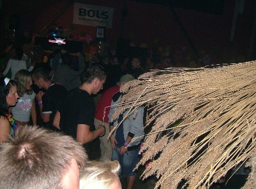 BEACH BAR 