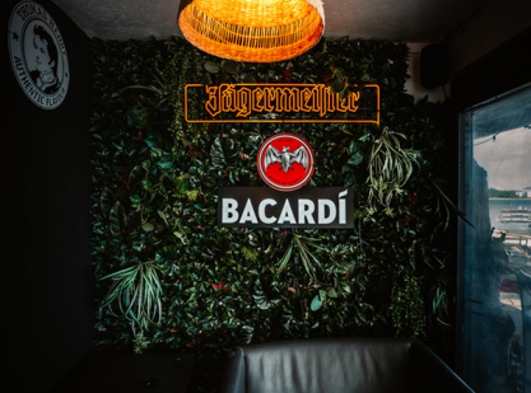 Molo Beach Bar 