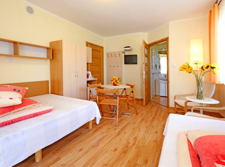 Villa SOLARIS Pokój 3-osobowy duży na piętrze
