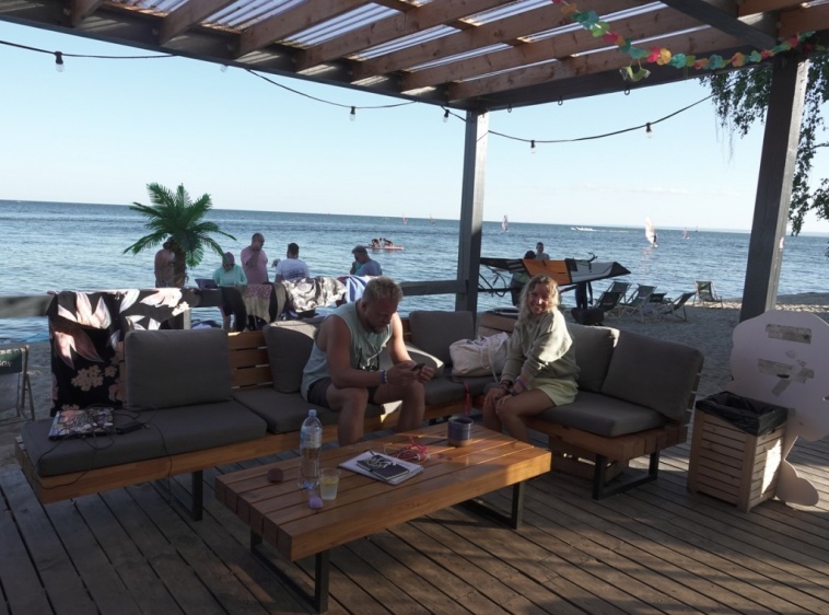 Molo Beach Bar 