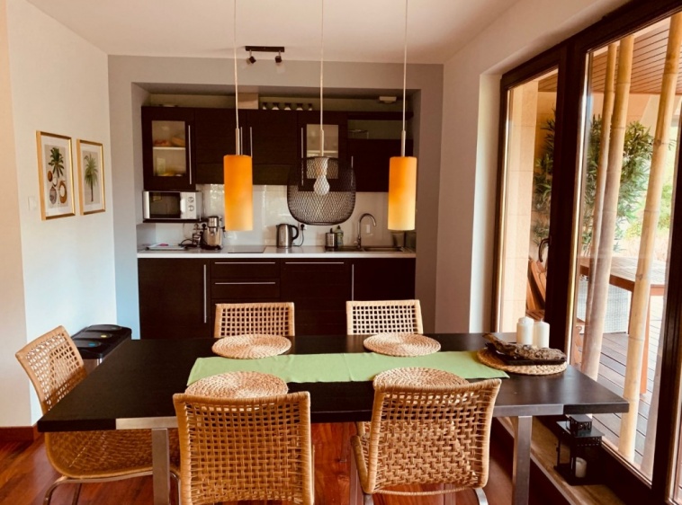 Apartament Bornholm w Willi na Wydmie Salon z jadalnią