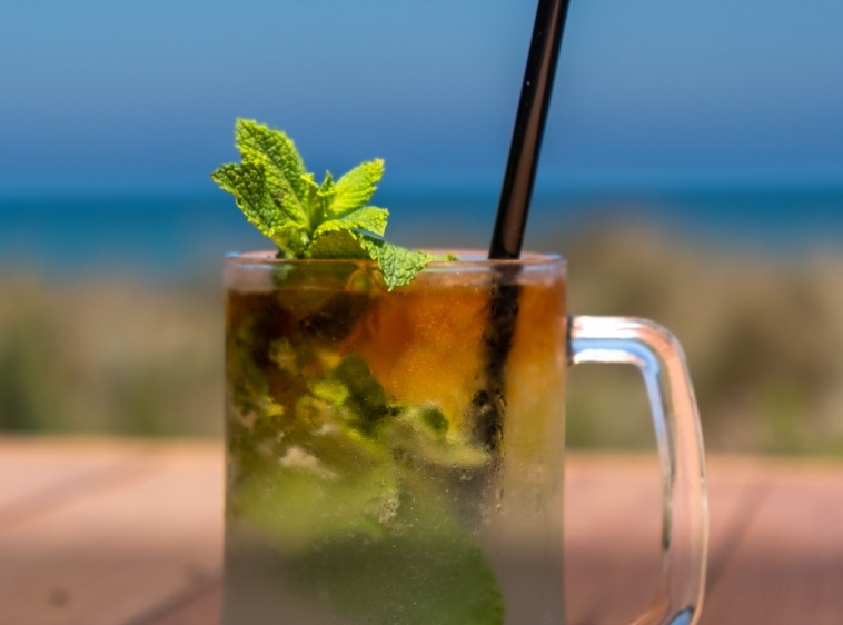 Cocktail Bar & Bistro Rettungs Budy Jastarnia 