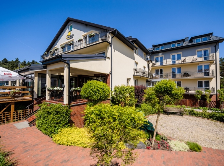 Hotel La Siesta Hotel z zewnątrz
